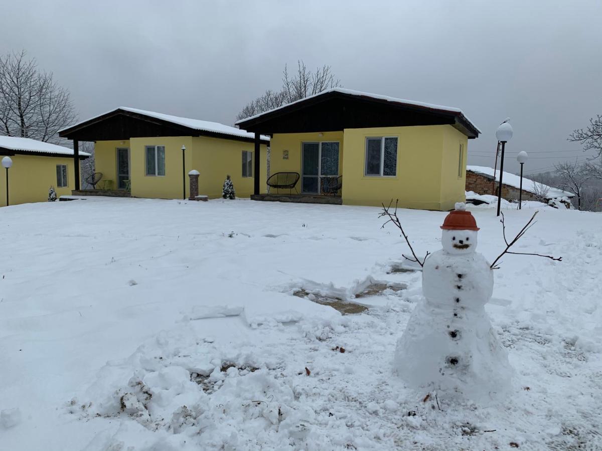 Daskalov Bungalows Chervena Lokva Bagian luar foto
