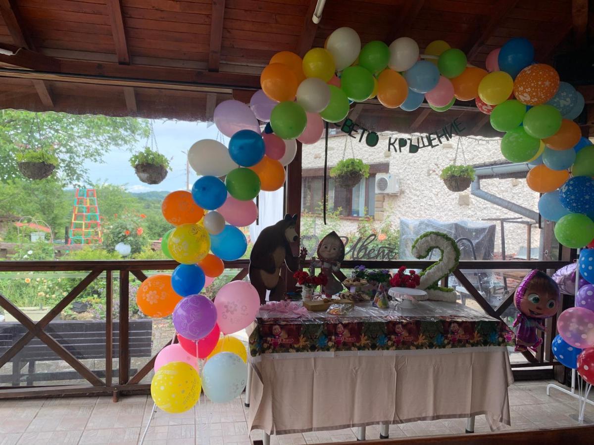 Daskalov Bungalows Chervena Lokva Bagian luar foto