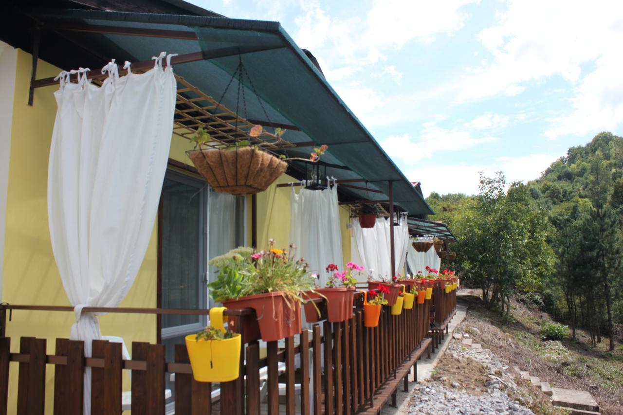 Daskalov Bungalows Chervena Lokva Bagian luar foto