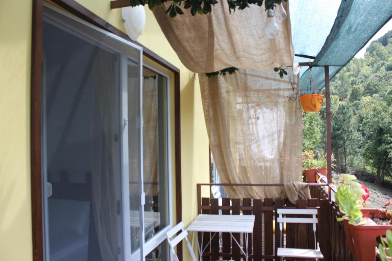 Daskalov Bungalows Chervena Lokva Bagian luar foto