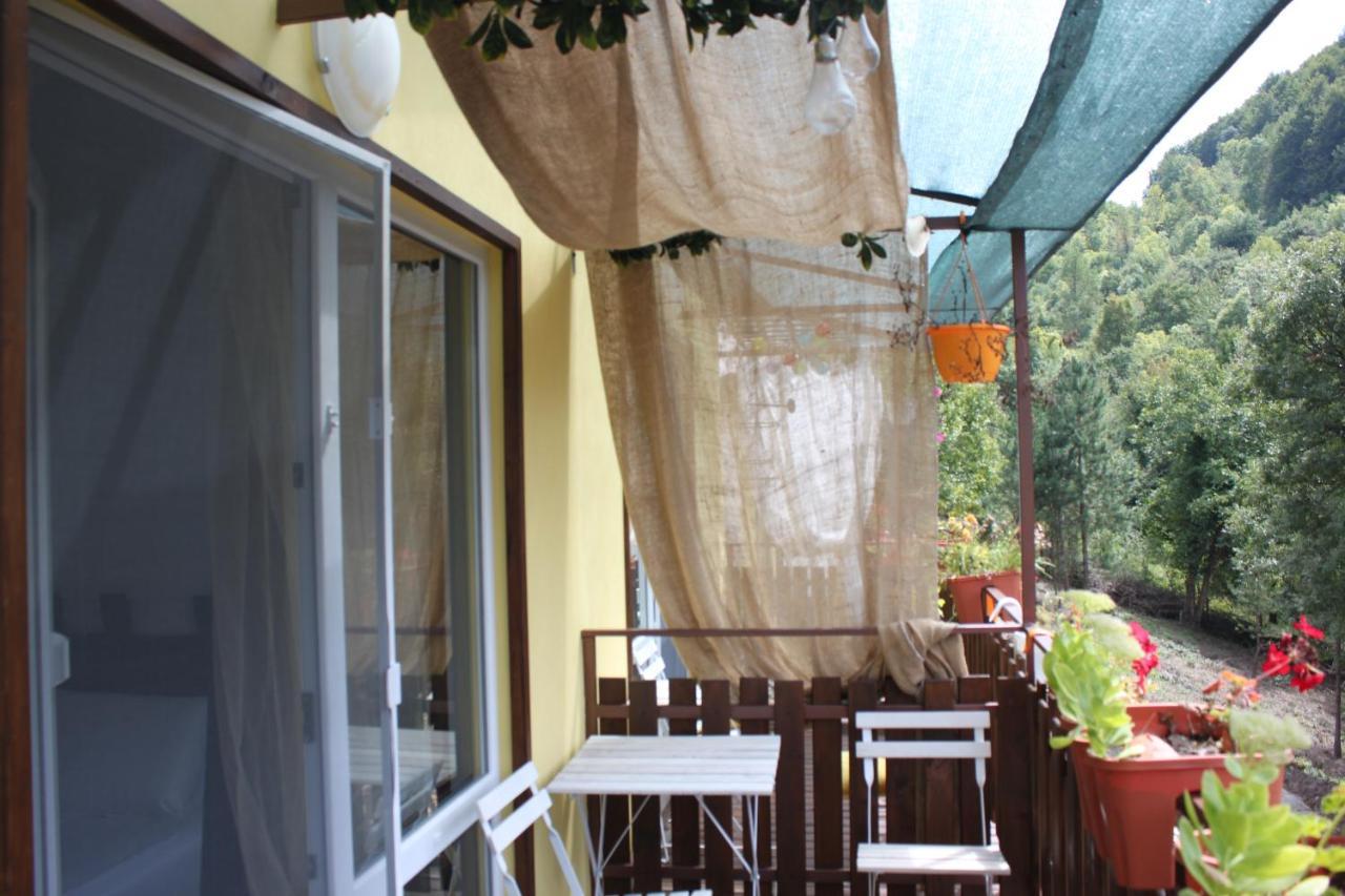 Daskalov Bungalows Chervena Lokva Bagian luar foto